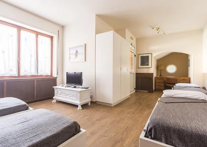 Senagra Holidays Menaggio